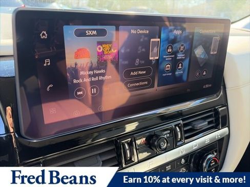 New 2026 Nissan Pathfinder SL image 16