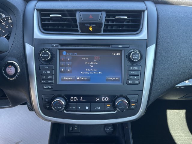 Used 2016 Nissan Altima 2.5 SL w/ 2.5 Technology w/LED Package FWD image 13