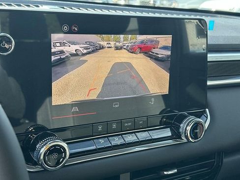 New 2026 GMC Canyon Elevation image 14