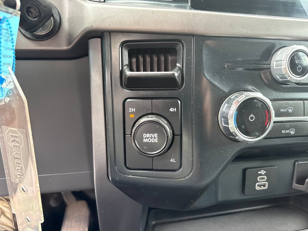 Used 2025 Ford F150 XLT w/ Equipment Group 301A Standard AWD/4WD image 21