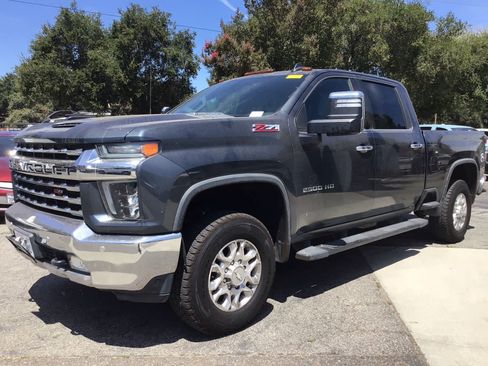 Used 2020 Chevrolet Silverado 2500 LTZ w/ LTZ Plus Package AWD/4WD image 2