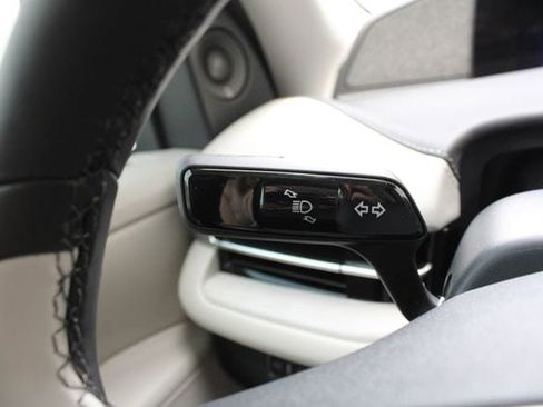 New 2026 Lincoln Navigator Reserve AWD/4WD image 41