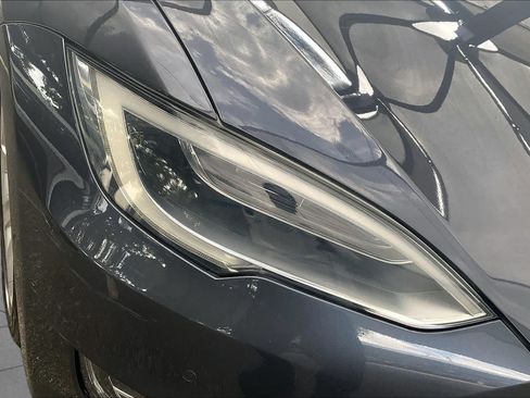 Used 2018 Tesla Model S 75D AWD/4WD image 26