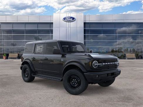 New 2026 Ford Bronco Outer Banks w/ Black Appearance Package AWD/4WD image 7