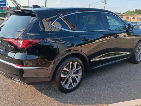 Used 2023 Acura MDX SH-AWD w/ Technology Package image 5