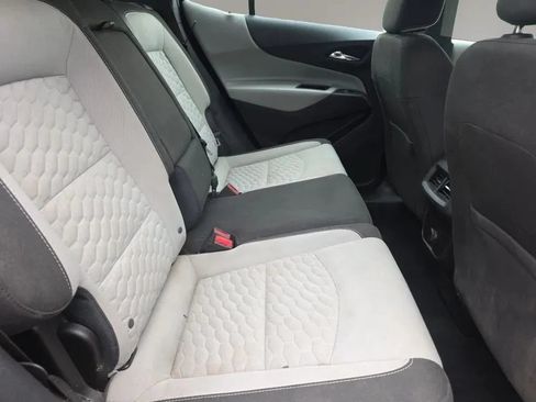 Used 2018 Chevrolet Equinox LS AWD/4WD image 13