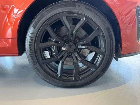 Used 2022 Land Rover Range Rover Sport SVR image 15