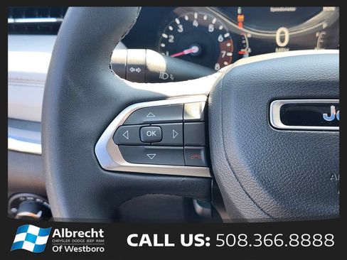 Used 2023 Jeep Compass Limited AWD/4WD image 29