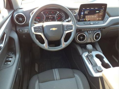 Certified 2024 Chevrolet Blazer LT w/ Convenience Package image 13