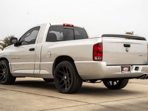 Used 2005 Dodge Ram 1500 Truck 2WD Regular Cab image 3