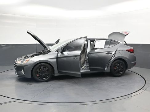 Used 2020 Hyundai Elantra SE FWD image 47