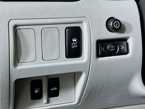 Used 2012 Lexus IS 250 w/ Premium Pkg Value Edition image 17