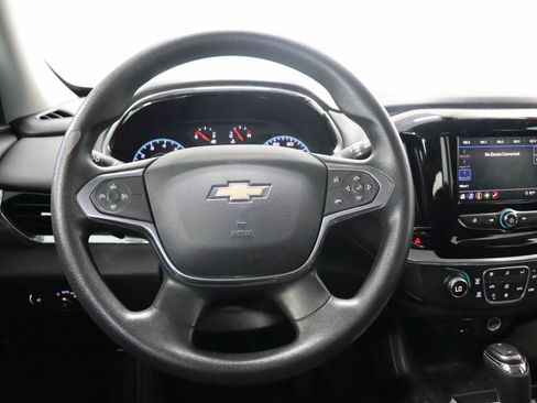 Used 2020 Chevrolet Traverse LS FWD image 9