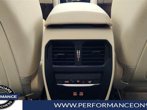 Used 2021 BMW 330i xDrive Sedan w/ Premium Package image 15