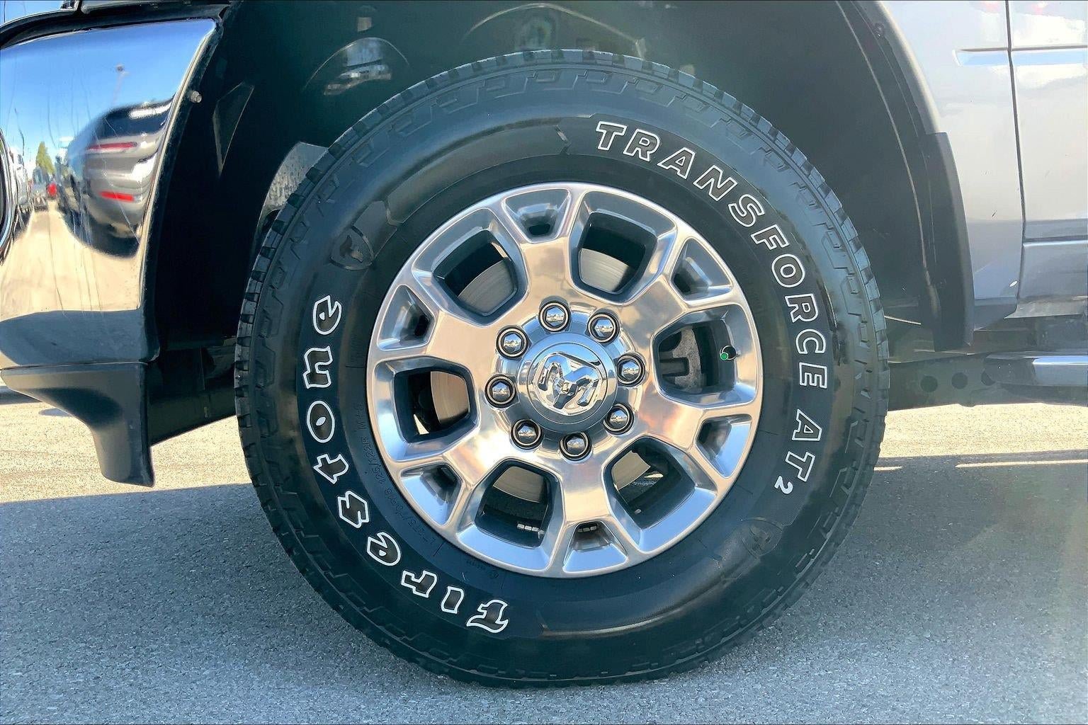 Used 2024 RAM 2500 Laramie w/ Towing Technology Group AWD/4WD image 9