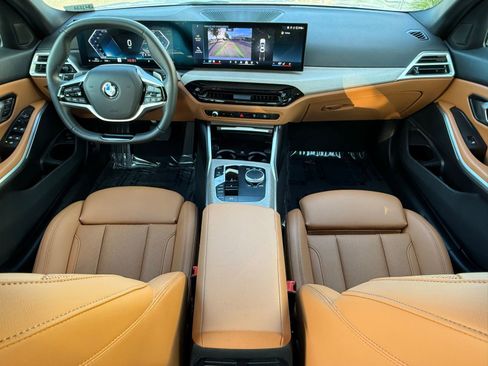 Certified 2025 BMW 330i Sedan w/ Convenience Package image 31