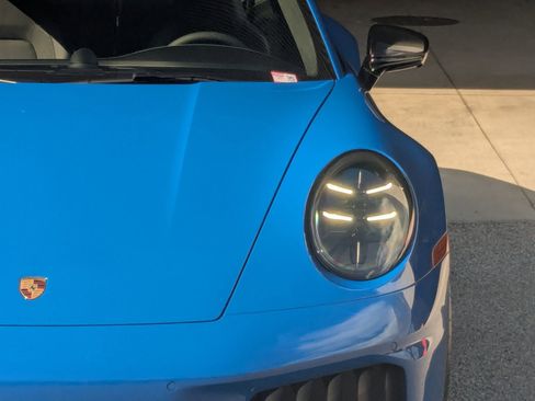 Used 2025 Porsche 911 Carrera 4 GTS image 12