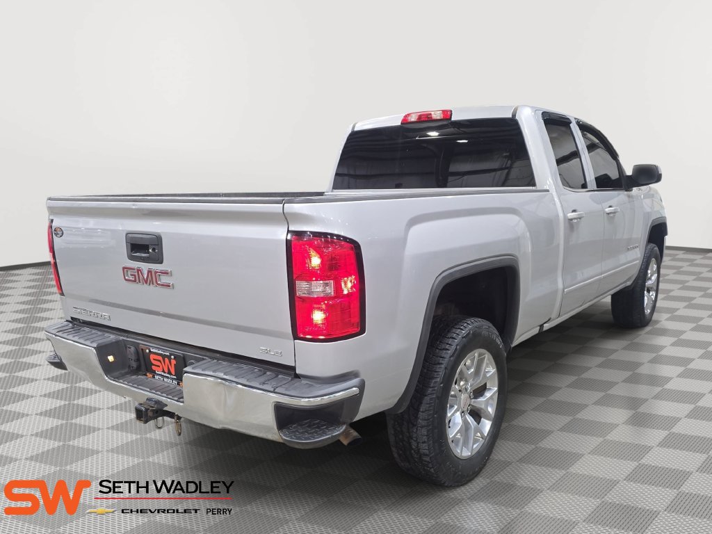 Used 2017 GMC Sierra 1500 SLE w/ SLE Value Package AWD/4WD image 7