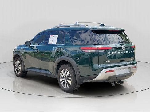 Used 2023 Nissan Pathfinder SL AWD/4WD image 3