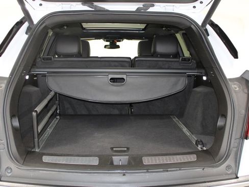 Used 2024 Cadillac XT5 Premium Luxury AWD/4WD image 14