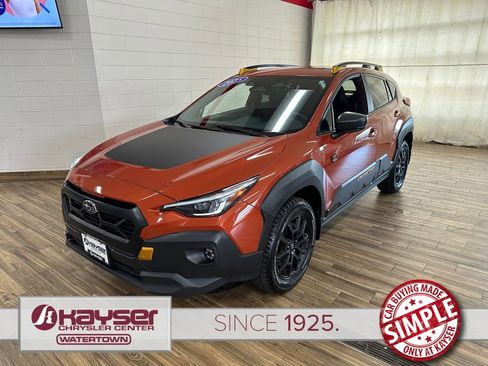 Used 2025 Subaru Crosstrek 2.5i Wilderness w/ Crosstrek Mirror Package AWD/4WD image 1