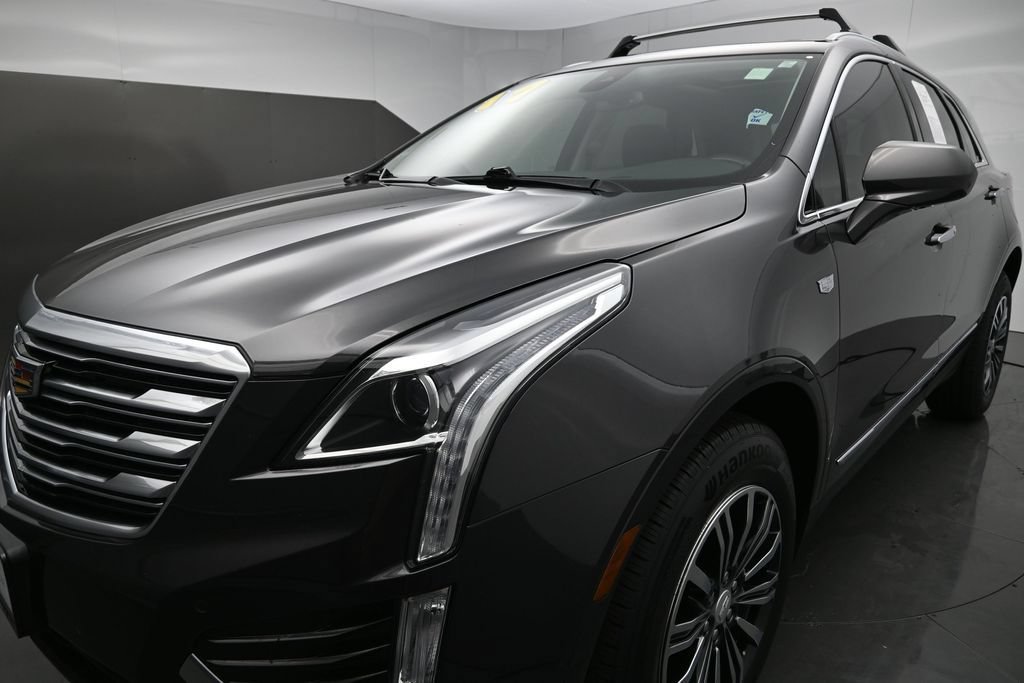 Used 2017 Cadillac XT5 Luxury w/ Driver Awareness Package FWD image 33