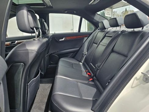 Used 2011 Mercedes-Benz C 300 4MATIC Sedan image 17
