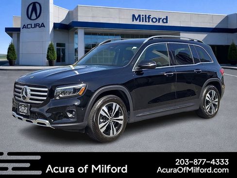 Used 2024 Mercedes-Benz GLB 250 4MATIC image 1