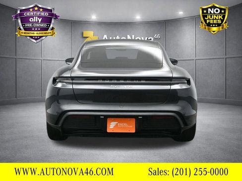 Used 2022 Porsche Taycan 4S image 5