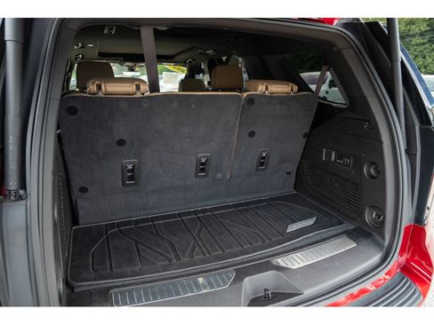 Used 2021 Chevrolet Tahoe Premier w/ Premium Package RWD image 33