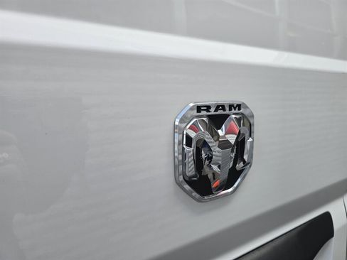 Used 2025 RAM ProMaster 3500 w/ Convenience Group FWD image 15