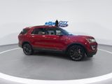 Used 2017 Ford Explorer XLT w/ Equipment Group 202A image 2
