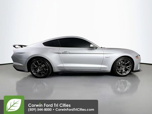 Used 2019 Ford Mustang GT Premium w/ Performance Package - Level 2 image 17