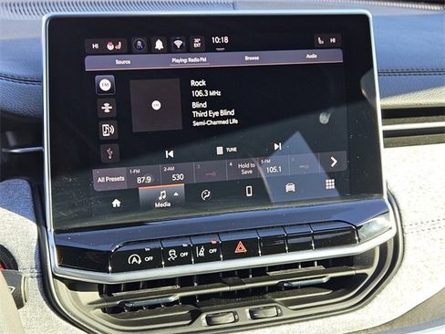 Used 2024 Jeep Compass Latitude w/ Sun and Sound Group image 22