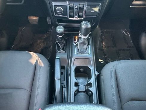 Used 2019 Jeep Wrangler Unlimited Sport S AWD/4WD image 34