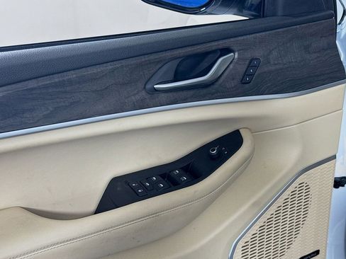 Used 2021 Jeep Grand Cherokee L Limited AWD/4WD image 18