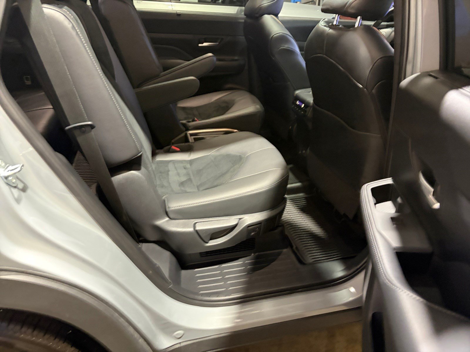 Certified 2026 Toyota Grand Highlander AWD Hybrid image 27