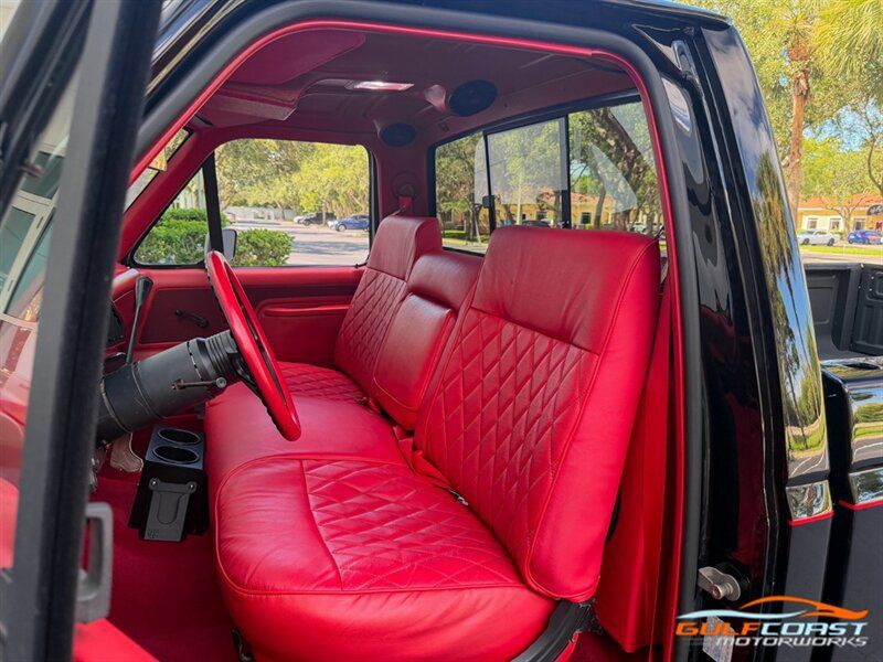 Used 1987 Ford F350 2WD Regular Cab image 18