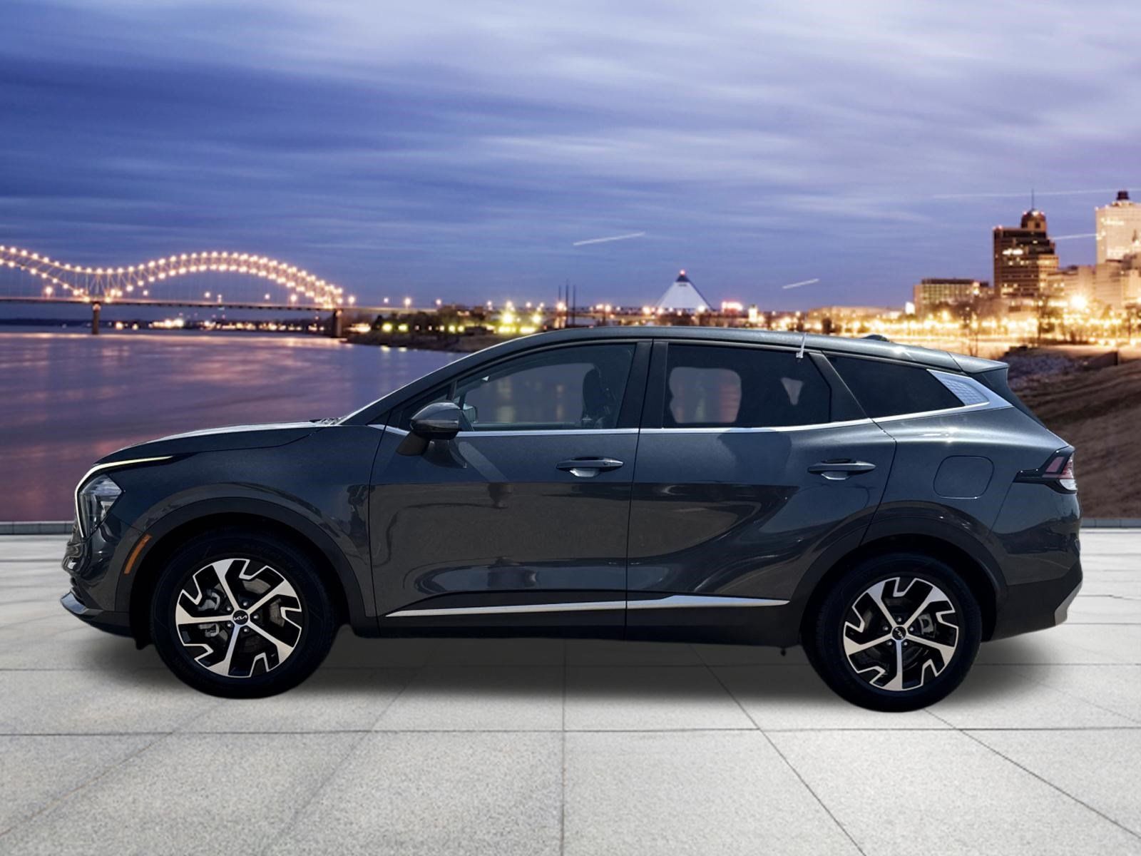Used 2023 Kia Sportage EX FWD image 2