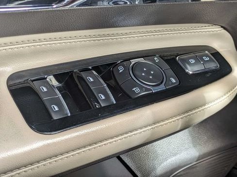 Used 2022 Lincoln Corsair Reserve w/ Elements Package FWD image 28