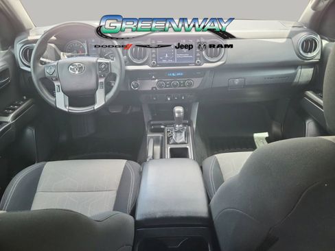 Used 2023 Toyota Tacoma TRD Sport image 12