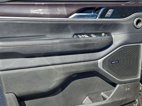 Used 2023 Jeep Wagoneer 4WD w/ Premium Group I image 13