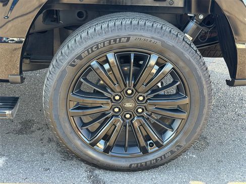 Used 2024 Ford F150 Platinum w/ Equipment Group 702A High image 9