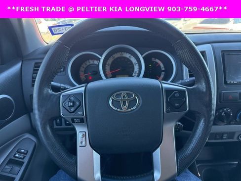 Used 2015 Toyota Tacoma 4x4 Double Cab image 13