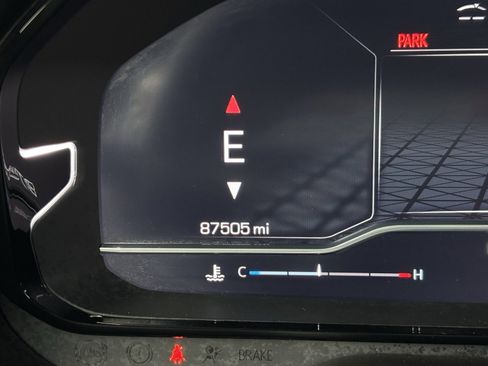 Used 2023 GMC Yukon Denali w/ Max Trailering Package image 22