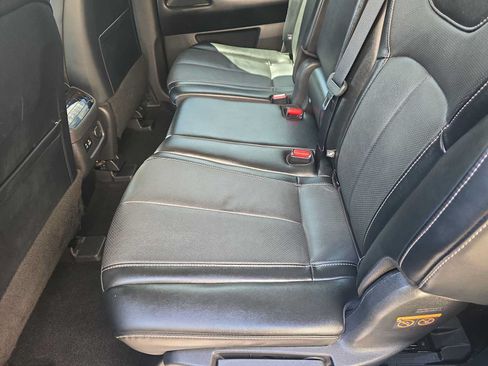 Used 2023 INFINITI QX60 Pure w/ Cargo Package FWD image 16