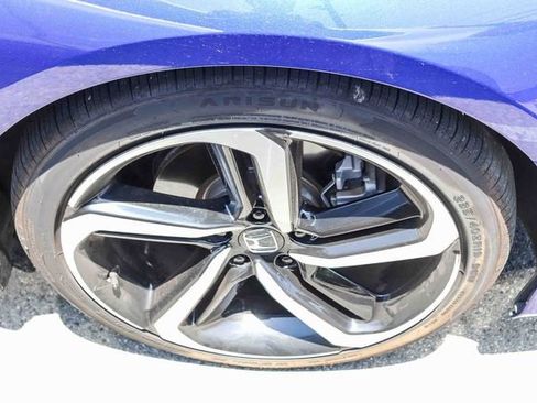 Used 2022 Honda Accord Sport image 7