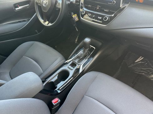 Used 2021 Toyota Corolla LE w/ Carpet Mat Package (TMS) FWD image 15