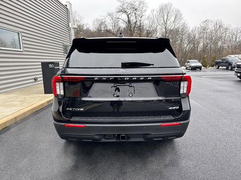 New 2026 Ford Explorer Active image 8