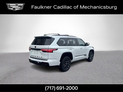 Used 2024 Toyota Sequoia Platinum image 4